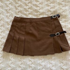 Brandy Melville Sof Low Waisted Skirt